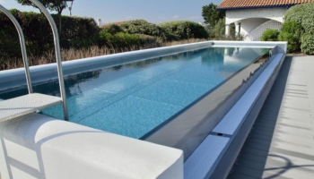 Découvrez les avantages de l’inox pour votre piscine